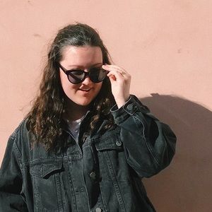 Meet your Posher, Isabella